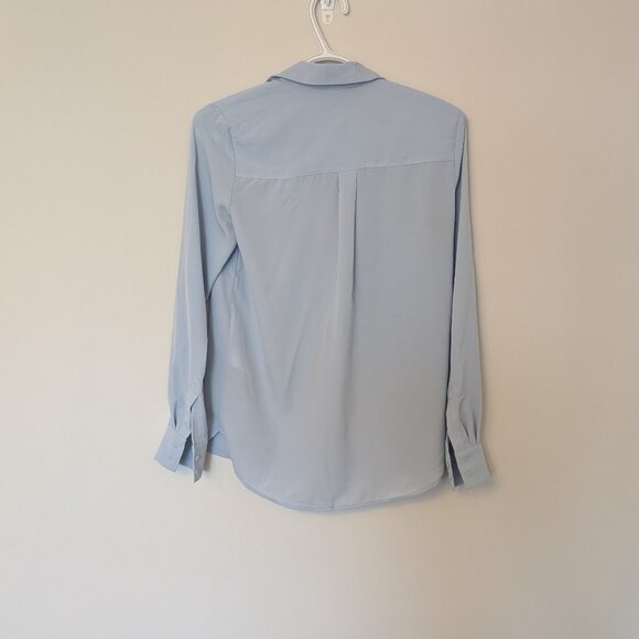 H&M, Button up blouse, powder blue, size 2 - Picture 4 of 15